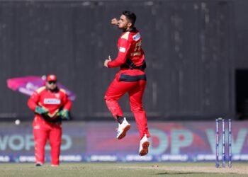Dream Debut for UAE Pacer Khuzaima Tanveer in ILT2
